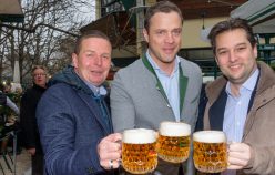 Schweizerhaus Saison-Eröffnung 2018 - True my Eyes
