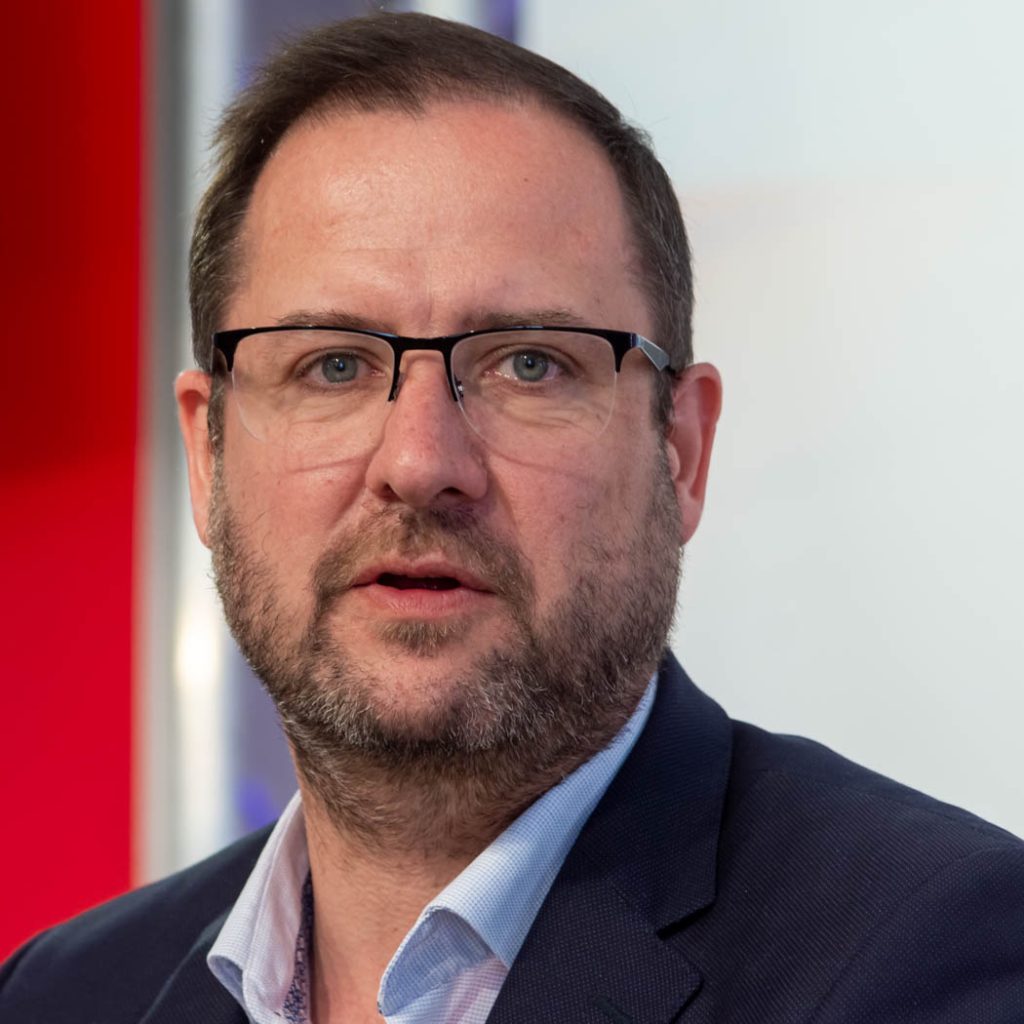 WIEN, ÖSTERREICH - 31. MAI: Landesparteiobmann, Klubobmann und Abgeordneter zum Vorarlberger Landtag Christof Bitschi während der Pressekonferenz -Neues aus dem USA-, ÖVP-Korruptions-Untersuchungsausschuss mit dem Schwerpunkt Vorarlberg im FPÖ Medienzentrum am 31. Mai in Wien, Österreich.